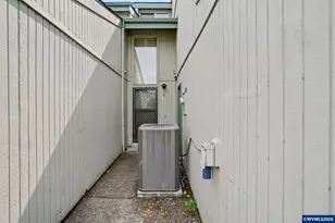 3776 Auburn Rd NE, Salem, OR 97301 - Photo 3