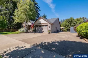 1523 E Jefferson St, Stayton, OR 97383 - Photo 3