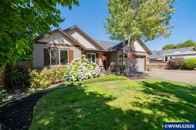 1523 E Jefferson St, Stayton, OR 97383 - Photo 5