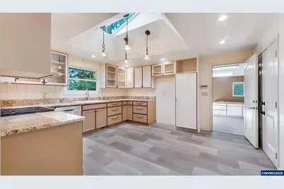38647 Scravel Hill Rd NE, Albany, OR 97322 - Photo 15