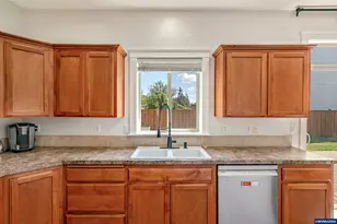 5128 Yukon Ct NE, Salem, OR 97305 - Photo 13