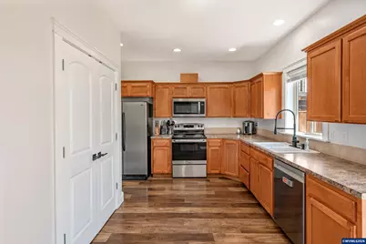 5128 Yukon Ct NE, Salem, OR 97305 - Photo 11