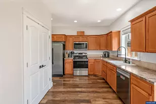 5128 Yukon Ct NE, Salem, OR 97305 - Photo 11