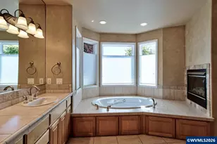 2896 Mapleleaf Ct NW, Salem, OR 97304 - Photo 23
