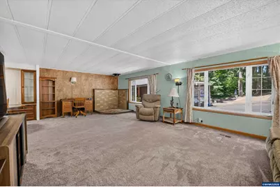 1111 Pioneer Rd, Dallas, OR 97338 - Photo 23