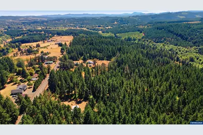 1111 Pioneer Rd, Dallas, OR 97338 - Photo 43