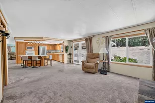 1111 Pioneer Rd, Dallas, OR 97338 - Photo 9