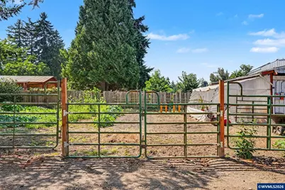 4663 Hazelgreen Rd NE, Salem, OR 97305 - Photo 43
