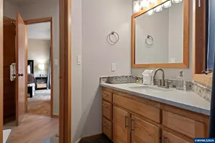 17926 Playoff Ln, Sunriver, OR 97707 - Photo 21