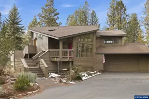 17926 Playoff Ln, Sunriver, OR 97707 - Photo 3