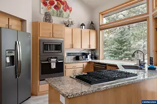 17926 Playoff Ln, Sunriver, OR 97707 - Photo 11