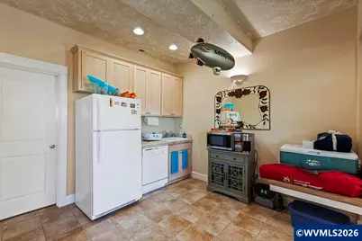 1899 SE Oar Dr, Lincoln City, OR 97367 - Photo 27