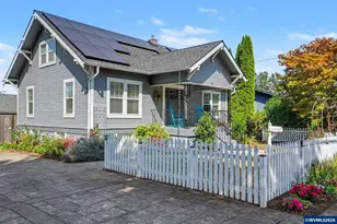 914 Pine St NE, Silverton, OR 97381 - Photo 3