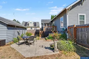 914 Pine St NE, Silverton, OR 97381 - Photo 39