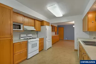 1869 May St NE, Keizer, OR 97303 - Photo 37
