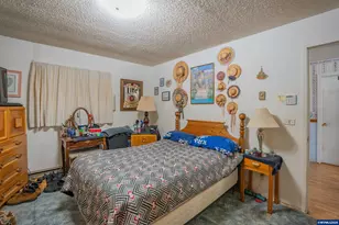 730 W C St, Lebanon, OR 97355 - Photo 13