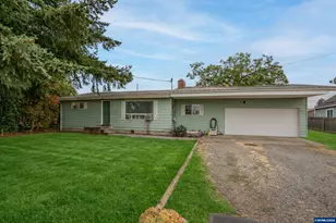 730 W C St, Lebanon, OR 97355 - Photo 1