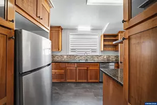 4195 SE 118th Pl, Portland, OR 97266 - Photo 13