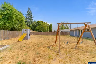 1535 W Oak St, Lebanon, OR 97355 - Photo 31