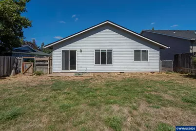 955 Margaret St E, Monmouth, OR 97361 - Photo 31