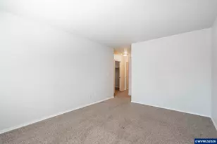 955 Margaret St E, Monmouth, OR 97361 - Photo 13