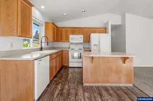955 Margaret St E, Monmouth, OR 97361 - Photo 23
