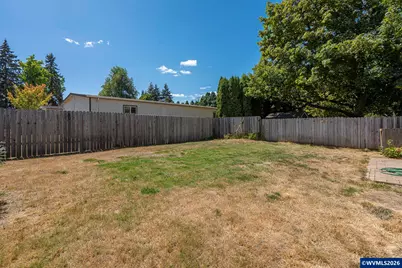 955 Margaret St E, Monmouth, OR 97361 - Photo 33