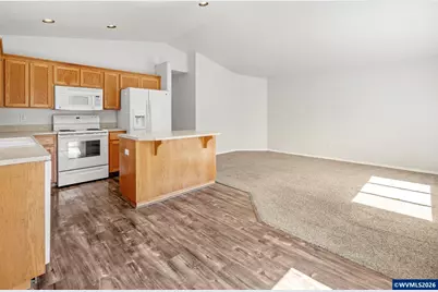 955 Margaret St E, Monmouth, OR 97361 - Photo 29