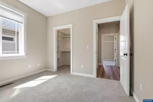 151 N 13th St, Jefferson, OR 97352 - Photo 23