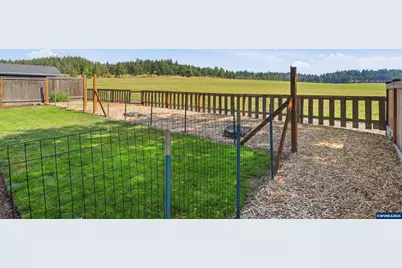 151 N 13th St, Jefferson, OR 97352 - Photo 45