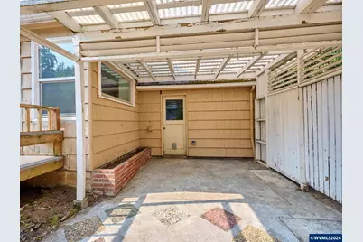 845 S Water St, Silverton, OR 97381 - Photo 43