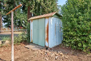 845 S Water St, Silverton, OR 97381 - Photo 45