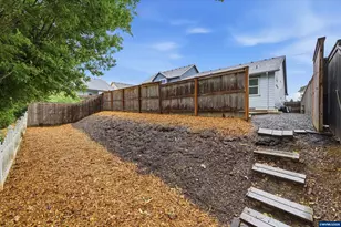 393 NW Denton Ave, Dallas, OR 97338 - Photo 35