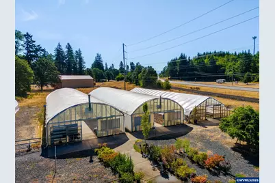5795 S Santiam Hwy, Lebanon, OR 97355 - Photo 11