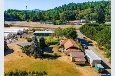 5795 S Santiam Hwy, Lebanon, OR 97355 - Photo 5