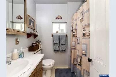5795 S Santiam Hwy, Lebanon, OR 97355 - Photo 33