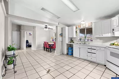 930 Mahan Lp, Gervais, OR 97026 - Photo 9