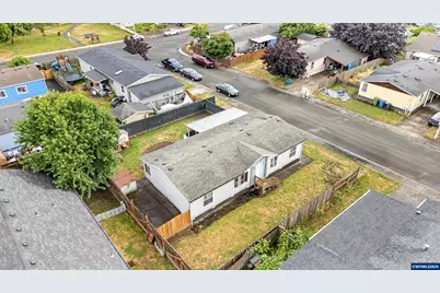 930 Mahan Lp, Gervais, OR 97026 - Photo 1