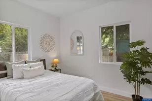 260 20th St SE, Salem, OR 97301 - Photo 17
