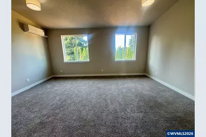 200 Gwinn St E, Monmouth, OR 97361 - Photo 7