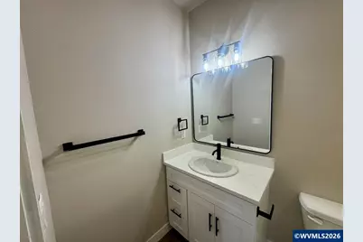200 Gwinn St E, Monmouth, OR 97361 - Photo 5