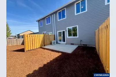 200 Gwinn St E, Monmouth, OR 97361 - Photo 31