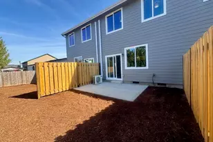 200 Gwinn Street E, Monmouth, OR 97361 - Photo 31