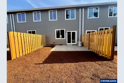 200 Gwinn St E, Monmouth, OR 97361 - Photo 25