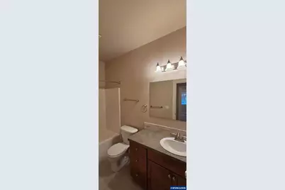 211 Silver Unit I St, Silverton, OR 97381 - Photo 17