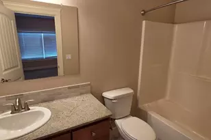 211 Silver St, Silverton, OR 97381 - Photo 11