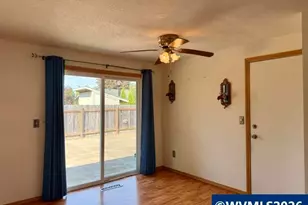 665 Oak St, Aumsville, OR 97325 - Photo 7