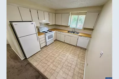 201/203 SE Bridgeway Av, Corvallis, OR 97333 - Photo 5