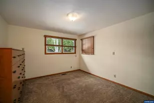 2030 21st St NE, Salem, OR 97301 - Photo 27