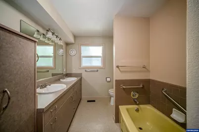 2030 21st St NE, Salem, OR 97301 - Photo 29